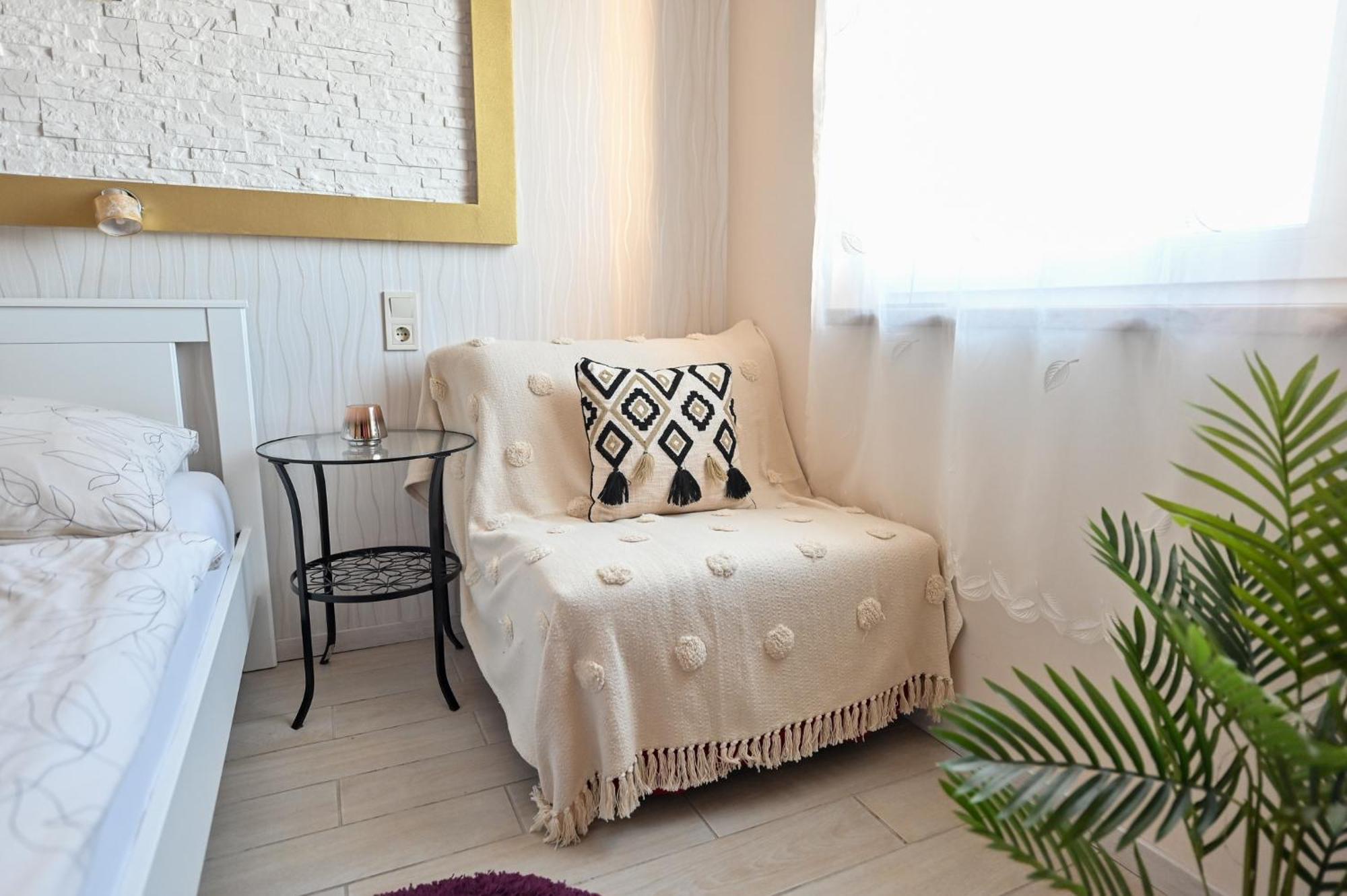 Bellavista 1 Apartman Еґер Екстер'єр фото